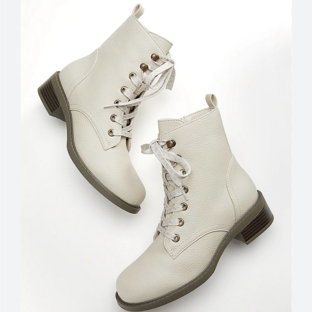 Women's White Lace-Up Ankle Boots